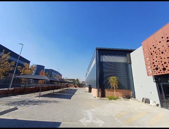 INDUSTRIAL PROPERTY TO RENT IN SAMRAND BUSINESS PARK